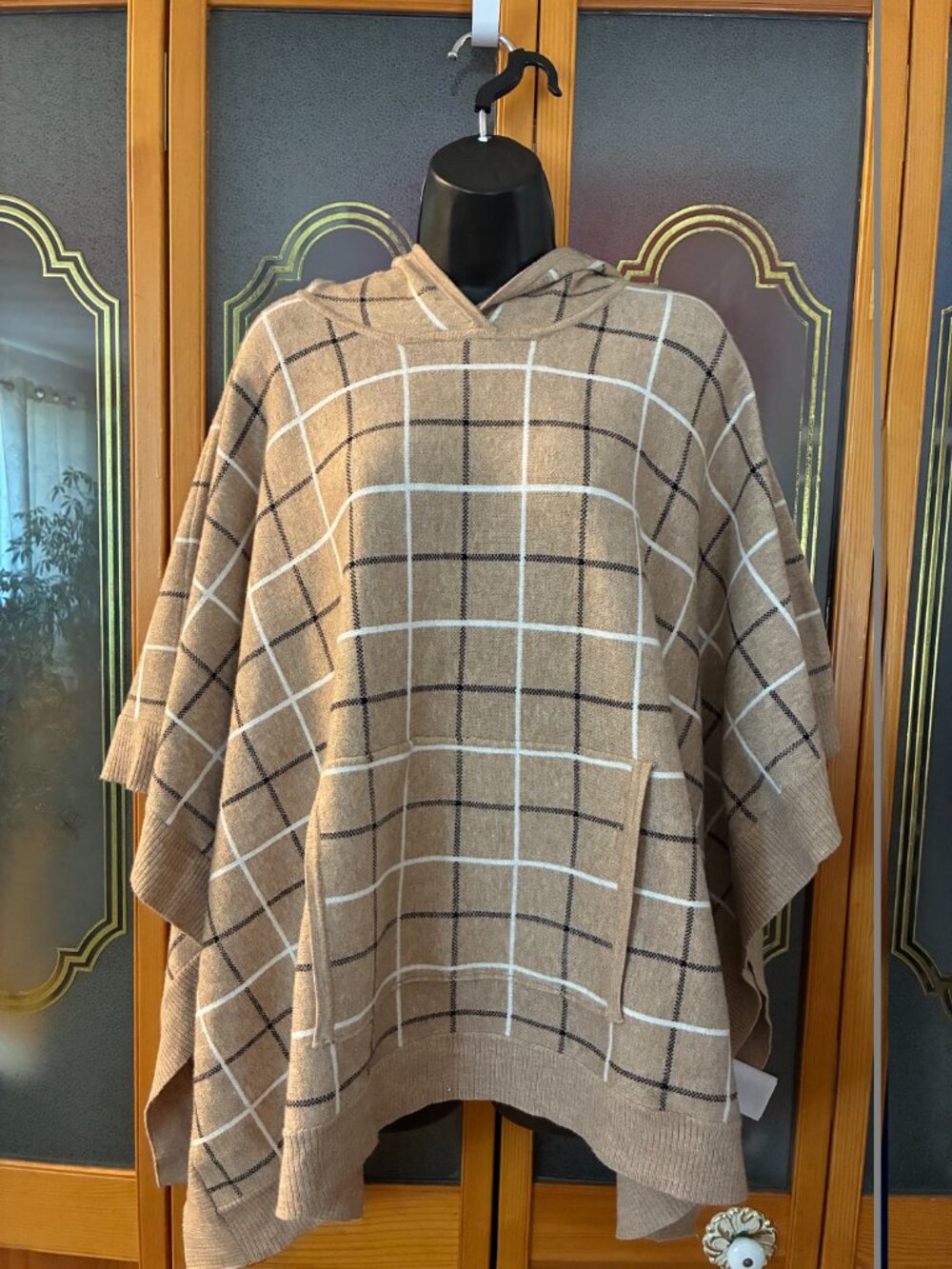 Tahari Tan Plaid Hooded Poncho Sweater One Size NWT Pockets